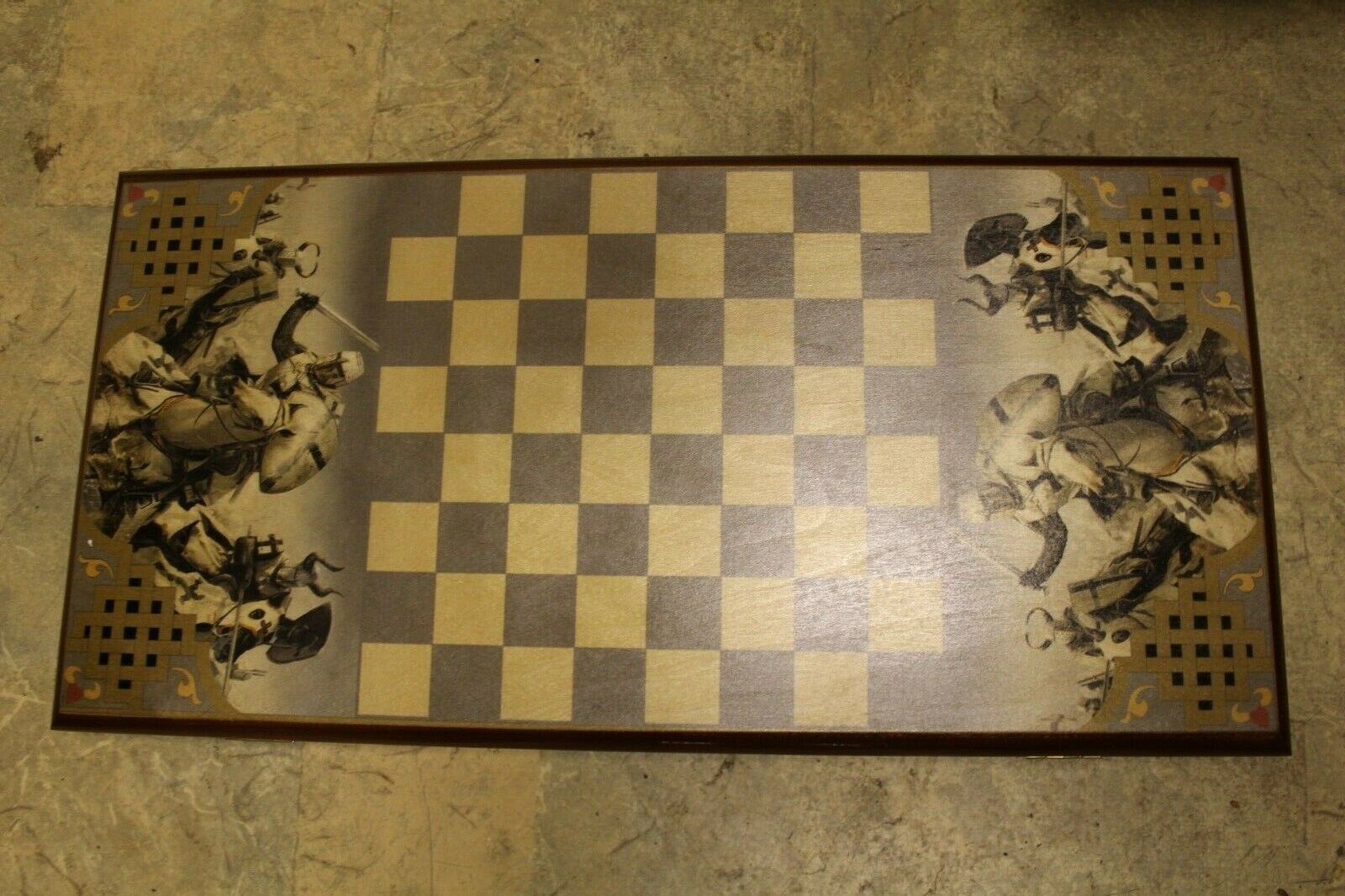 11451.Russian Checkers / Backgammon Set 'Crusaders'