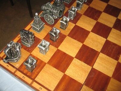 11579.Russian Chess Set 