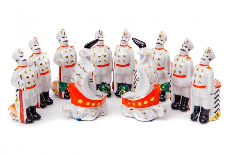 11598.Russian Porcelain Chess Set Picturesque. Verbilki