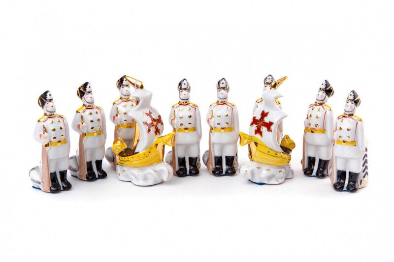 11599.Russian Porcelain Chess Set The Presidential Regiment (Verbilki) Gardner factory