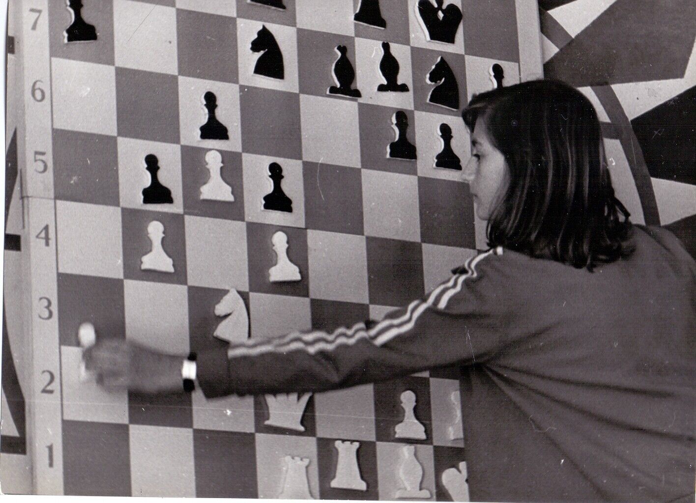 11759.Soviet Chess Photo: Children's chess 4 photos of 1970s by Dubeykovsky