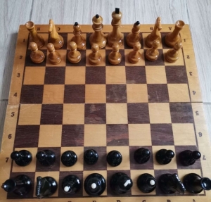 Wooden grandmaster chess set of the USSR.