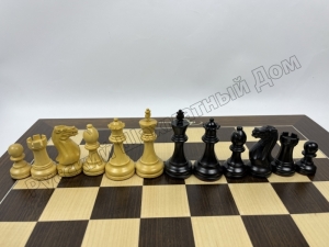 DGT Judit Polgar Set of Figures in a Box with a fixed Board (Judit Polgar)