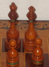 12" Details about   Staunton Inspired Brass Metal Luxury Chess Pieces & Board Set Gold & Black 